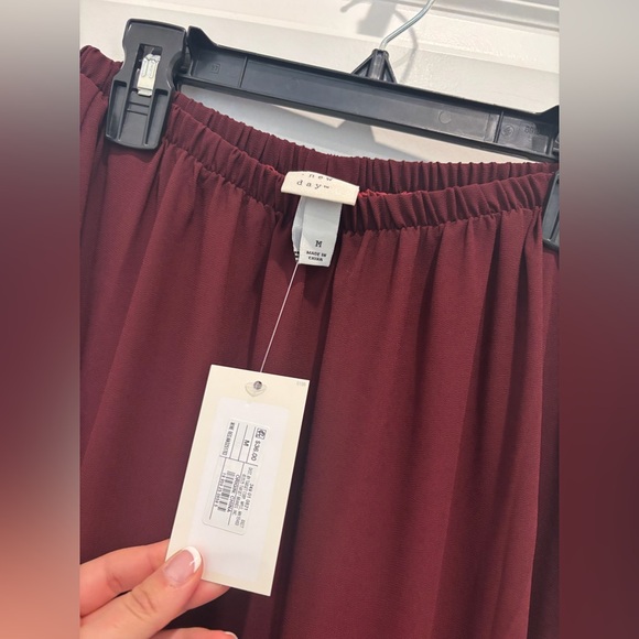 Women’s Chiffon Tiered Maxi Skirt - Picture 4 of 4